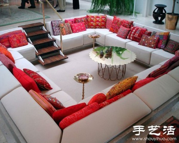 Warm and beautiful sofa layout renderings