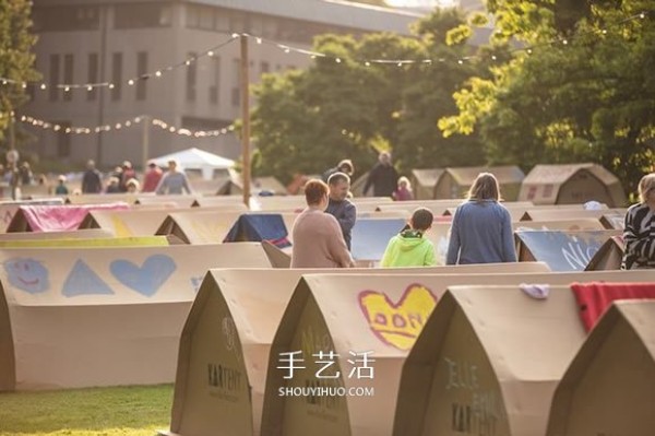 "Paper" to make the earth better, use corrugated paper to make tents to reduce waste