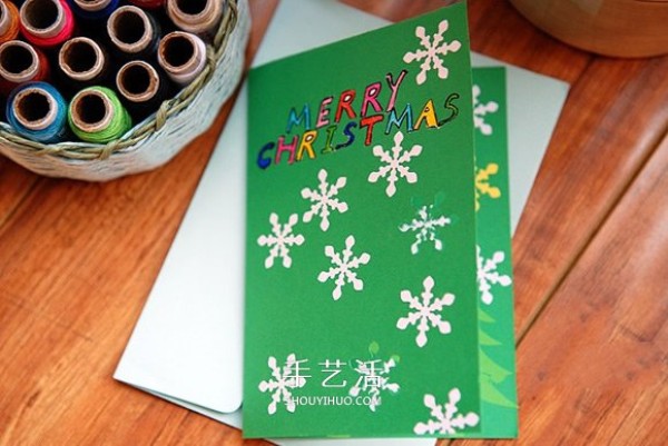 DIY Christmas card making tutorial and feel the little beauty of flowing colors