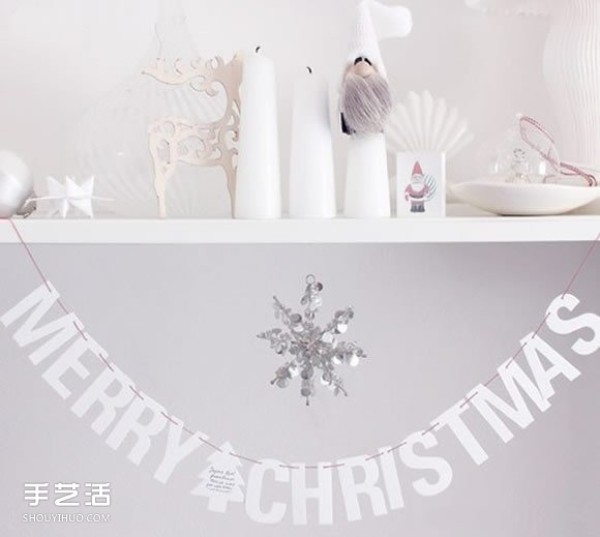 Illustration of the handmade DIY production method of Christmas English decorative text