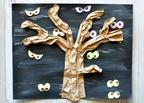 Tutorial for young children to make a Halloween ghost tree by hand