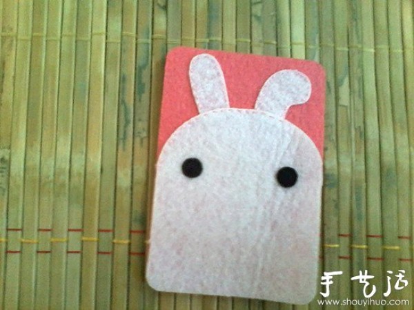 Tutorial on making rabbit pattern card holders from non-woven fabrics