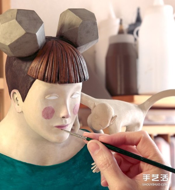 Use exquisite clay crafts to create a different space of reality and fantasy