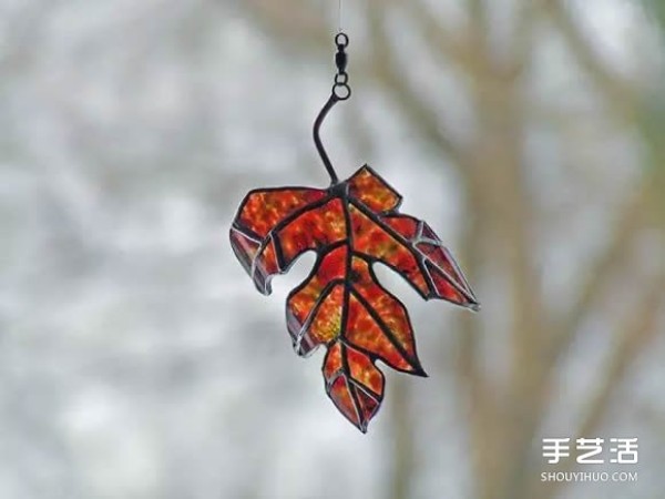 DIY leaf glass leaf pendant DIY picture using wine bottle waste