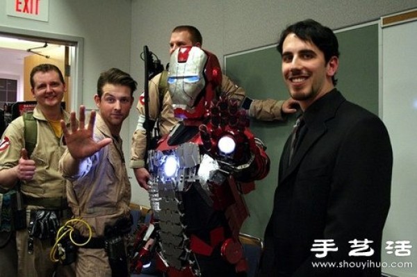 Iron Man fans DIY realistic armor that folds into a suitcase