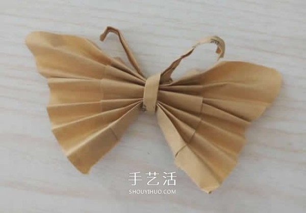 How to fold a simple paper butterfly, how to fold a butterfly