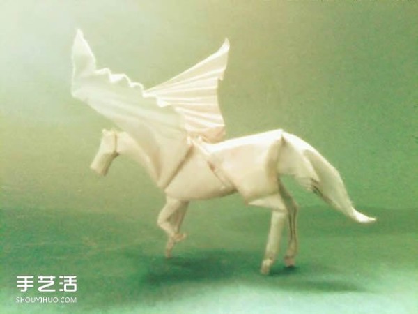 Tetsu Kamiya Tenma Origami Tutorial with Illustrations of Complex Three-dimensional Pegasus Folding