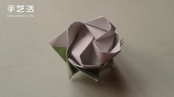 Kawasaki Rose Folding Illustration and Detailed Kawasaki Rose Origami Step-by-Step Tutorial