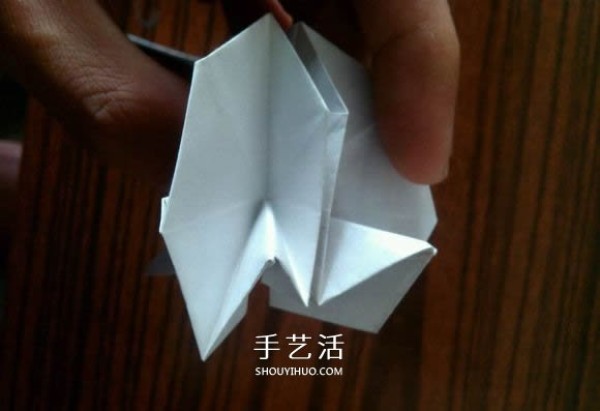 The origami method of complex small animal origami 3D squirrel with CP diagram