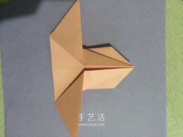 A simple folding method of three-dimensional rabbit, childrens origami rabbit illustration