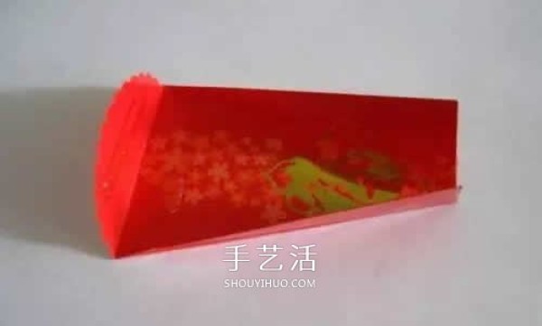 How to make red envelopes, how to make New Year lanterns with red envelopes by hand