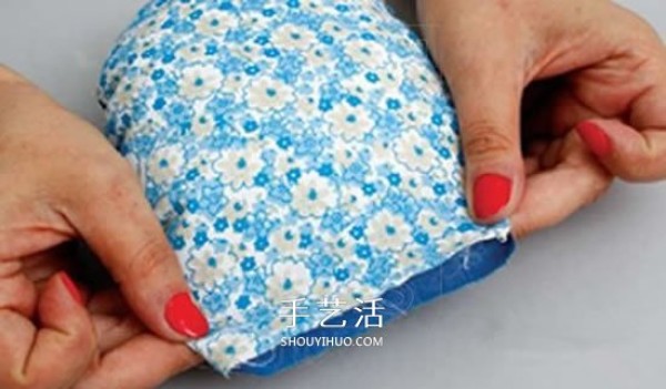 DIY non-woven flower cushion, how to make your own fabric flower cushion