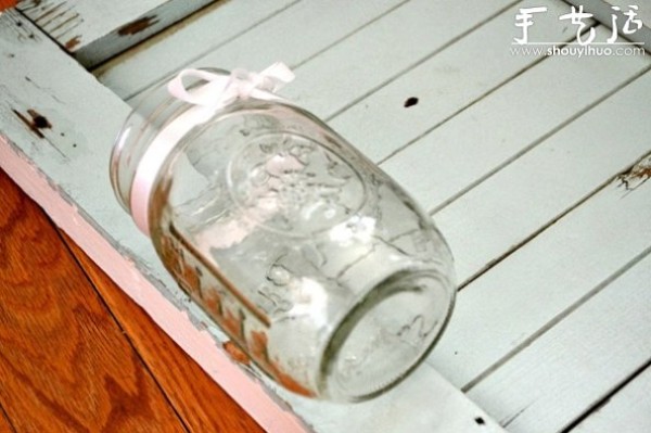 Tutorial on DIY potted plant blinds in glass bottles