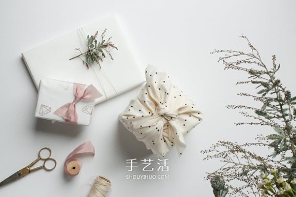 Beautiful and environmentally friendly packaging makes your Christmas gifts more meaningful