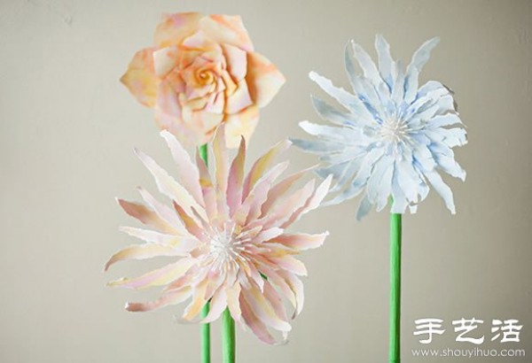 Step-by-step tutorial on how to make extra-large paper flowers and make homemade paper flowers