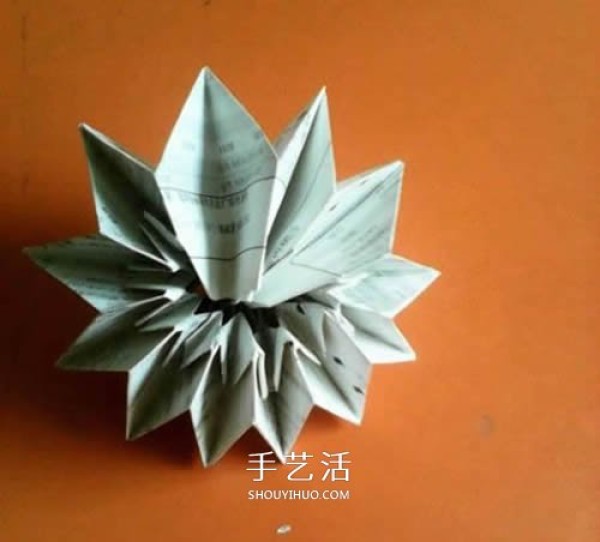 Illustration of the folding method of handmade paper fireworks, step-by-step diagram of the method of origami fireworks