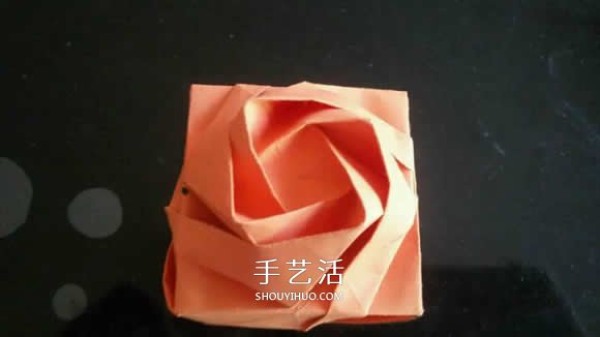 How to fold a rose carton and illustrate the origami Valentines Day rose gift box