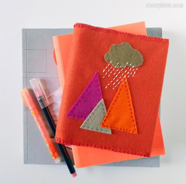 Illustrated tutorial on hand-making of cute non-woven fabric covers