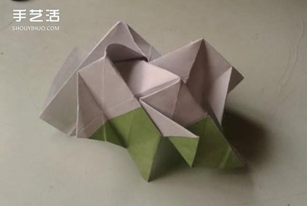 Kawasaki Rose Folding Illustration and Detailed Kawasaki Rose Origami Step-by-Step Tutorial