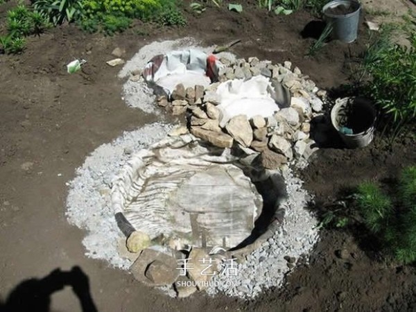 Use DIY ponds from tire waste to make ponds from waste tires