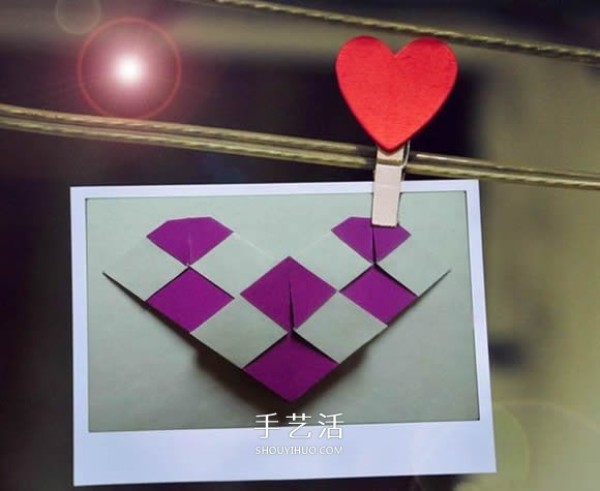 How to origami plaid love heart diagram, two-color plaid heart-shaped folding method