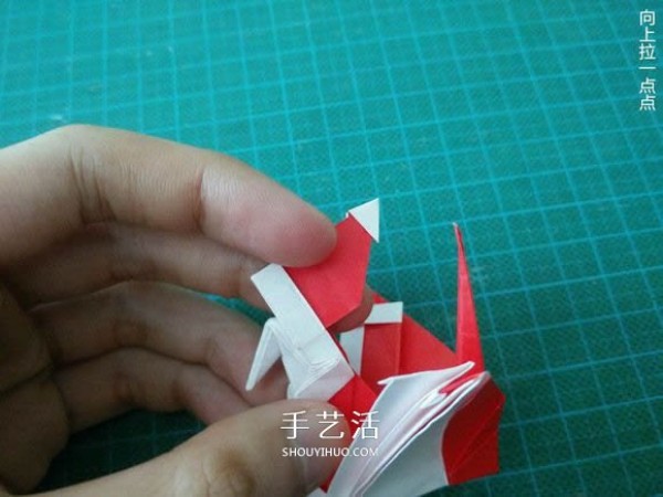 Illustrated tutorial on how to fold the Christmas crane How to fold the Christmas crane