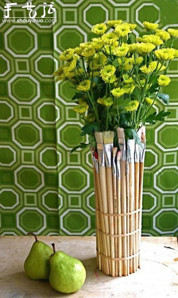 Handmade DIY art vase with brush and pencil