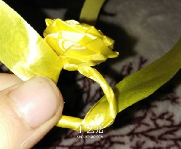 Ribbon Folding Rose Ring Illustration How to Fold Ribbon Rose Ring