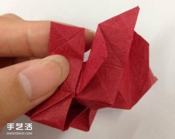 Super detailed illustration of how to fold Kawasaki rose, including flowers and receptacles