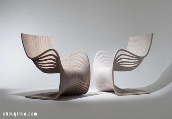 Pipo Chair, a minimalist chair design with graceful lines