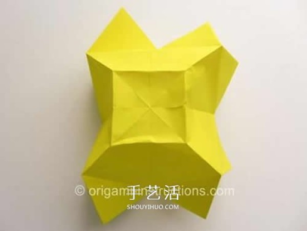 New method of folding a rotating rose, step-by-step diagram of origami rotating rose