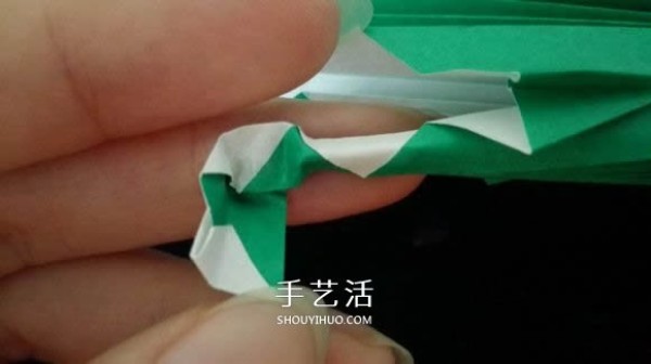 How to Origami a Hot Air Balloon, Illustrated Tutorial on the Folding of a Hot Air Balloon