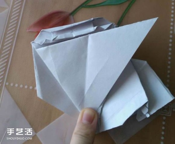 Origami diagram of a grand piano and how to fold a three-dimensional grand piano step by step