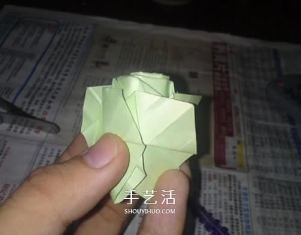 Beautiful and complicated rose origami NS rose origami real shot illustration