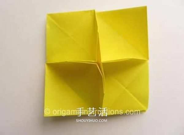 New method of folding a rotating rose, step-by-step diagram of origami rotating rose