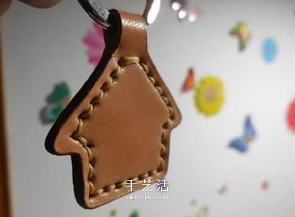 How to make your own leather keychain, how to make a handmade leather keychain