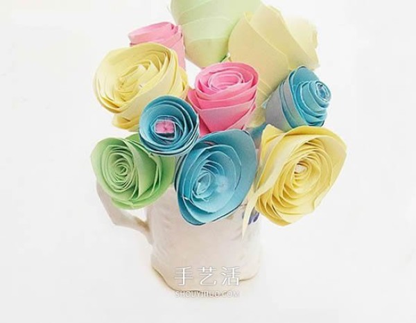 A simple way to make handmade paper flowers from cardboard for Teachers Day