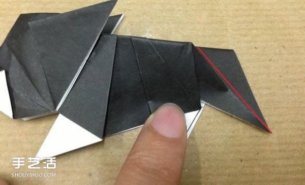 Small animal origami step-by-step diagram, using paper to fold small animals, illustrated method