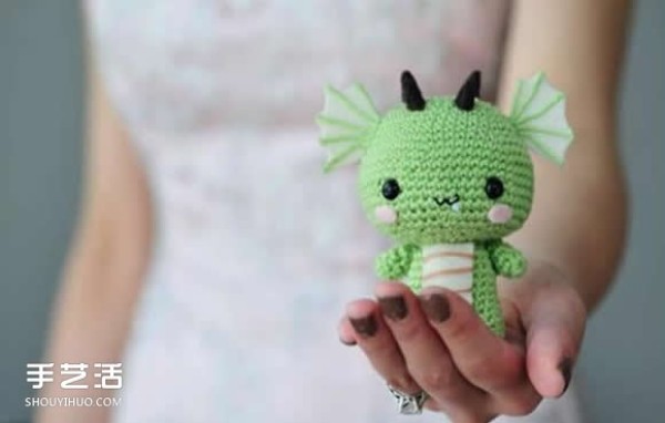 Knitting to make cute little dragons with crochet DIY