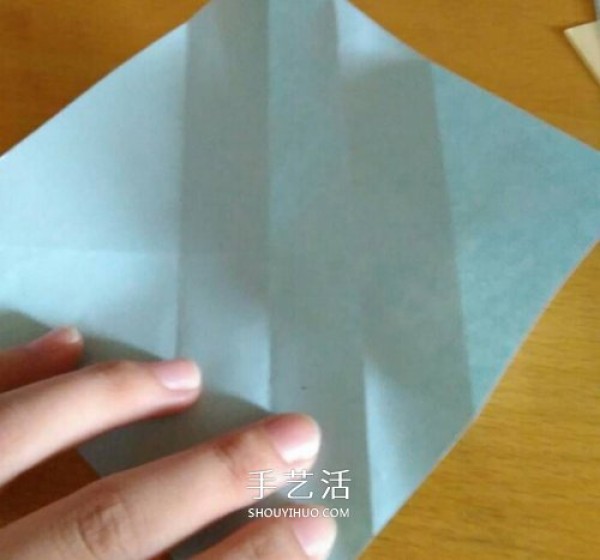 How to fold a windmill box, illustrated tutorial on how to fold a square windmill gift box