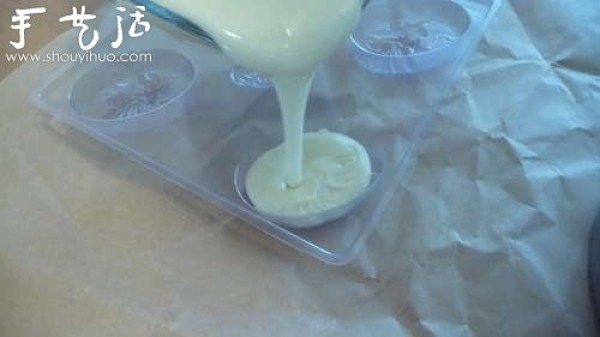 Homemade handmade soap tutorial DIY olive oil soap method