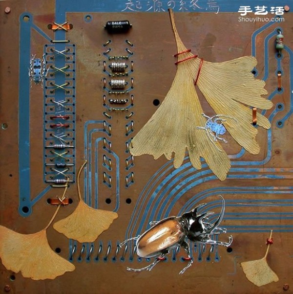 Falling leaves and electronic waste DIY to make environmentally friendly art works