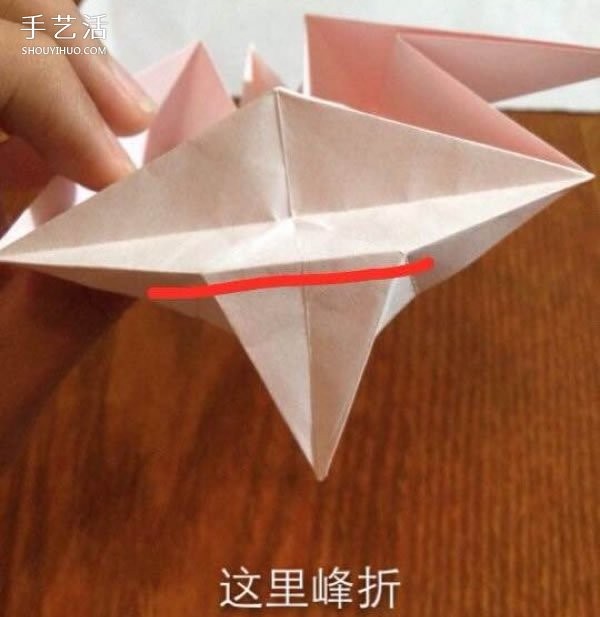 How to fold an origami poodle and illustrate the folding process of a three-dimensional poodle