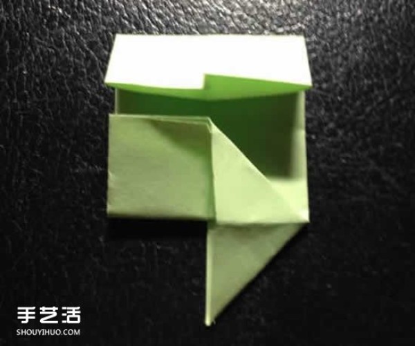 How to fold a four-leaf clover, a simple four-leaf clover origami tutorial with two pieces of paper