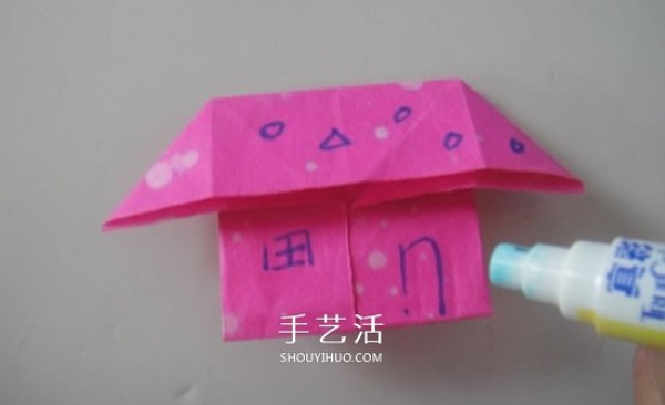 Kindergartens tutorial on how to fold a small house, the simplest way to fold a small house