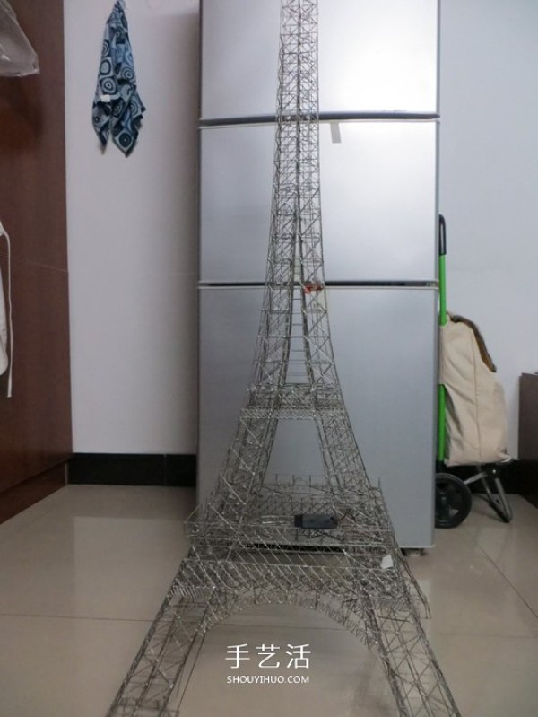 Pin to make the Eiffel Tower, metal version of the EiffelIron Tower Model DIY