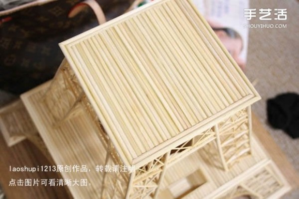 A detailed illustrated tutorial on making a model of the Eiffel Tower using chopsticks and bamboo skewers