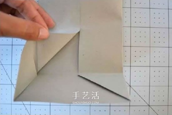 How to fold a paper shirt with a simple illustration of how to fold a cute little shirt