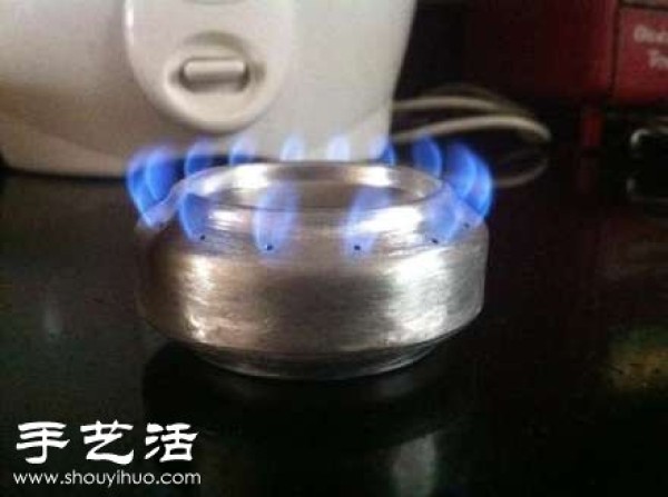 Small production of cans: homemade mini alcohol blast stove for camping