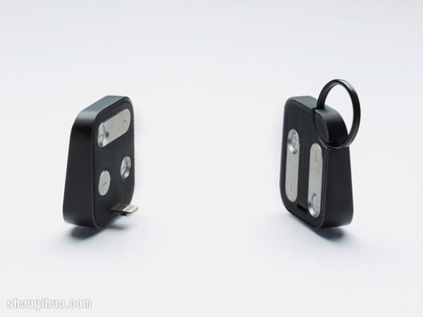 Oivos creative portable charging device that can be charged by AA batteries